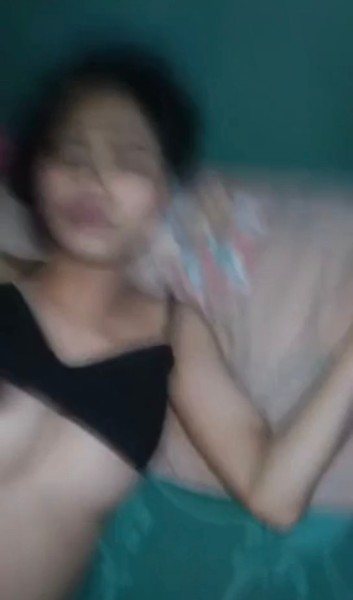 Background nonton video viral Bocil Lagi Tidur Diperkosa Tetangga