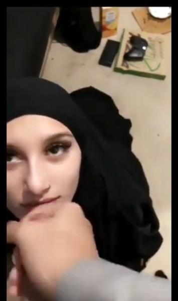 Background nonton video viral Bokep STW Arab Dicrot Mukanya Sama Majikan