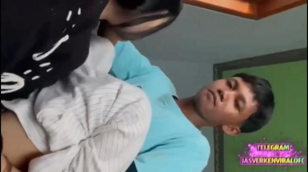 Background nonton video viral Bokep Yank Wes Yank Banyuwangi Viral